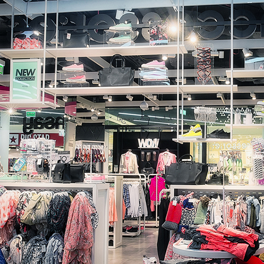 AErgostore - projekt i produkcja mebli sklepowych