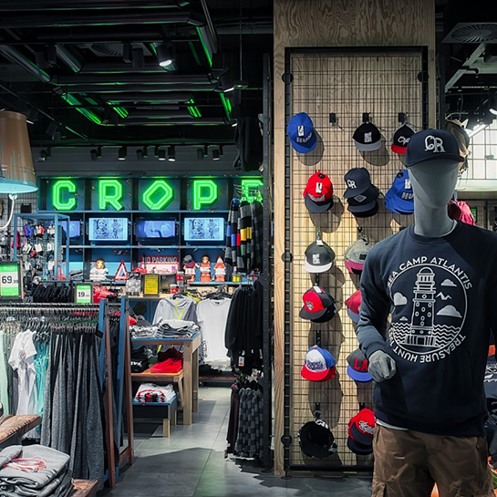 Aprojektowanie przestrzeni handlowych komercyjność cropp