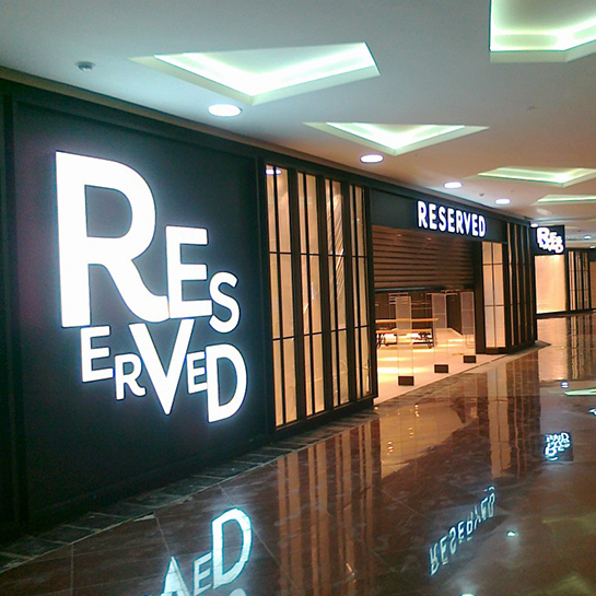 Aprojektowanie wnętrz sklepów reserved