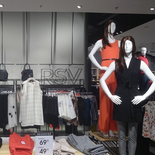 Aprodukcja mebli sklepowych