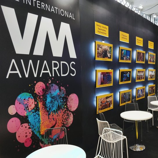 Akompozycja przestrzeni komercyjnej 6