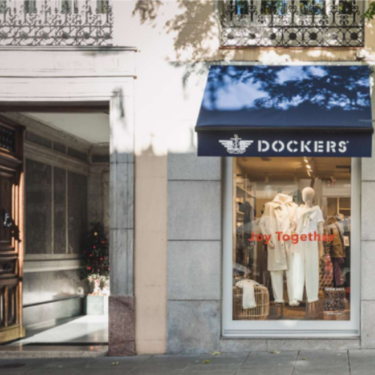 ANowy sklep Dockers w Madrycie przygotowany przez Ergo Store