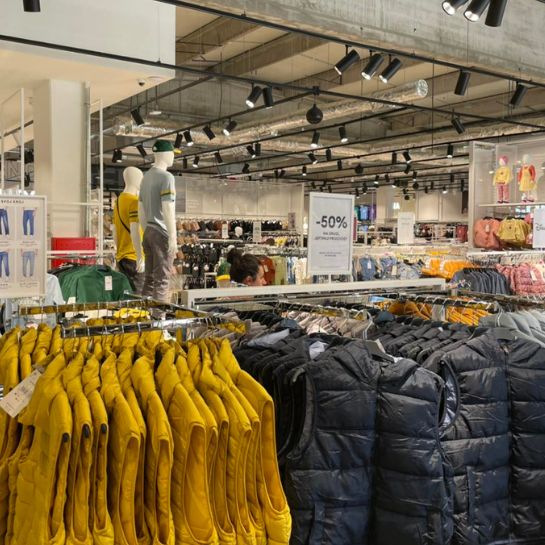 testNowa produkcja Ergo Store dla marki Sinsay w Grecji