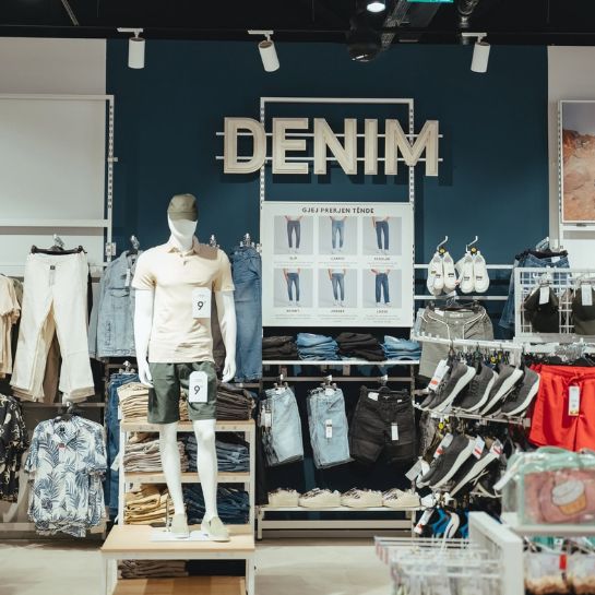 testNowy salon Sinsay w Kosowie – projekt Ergo Store w Djakowicy
